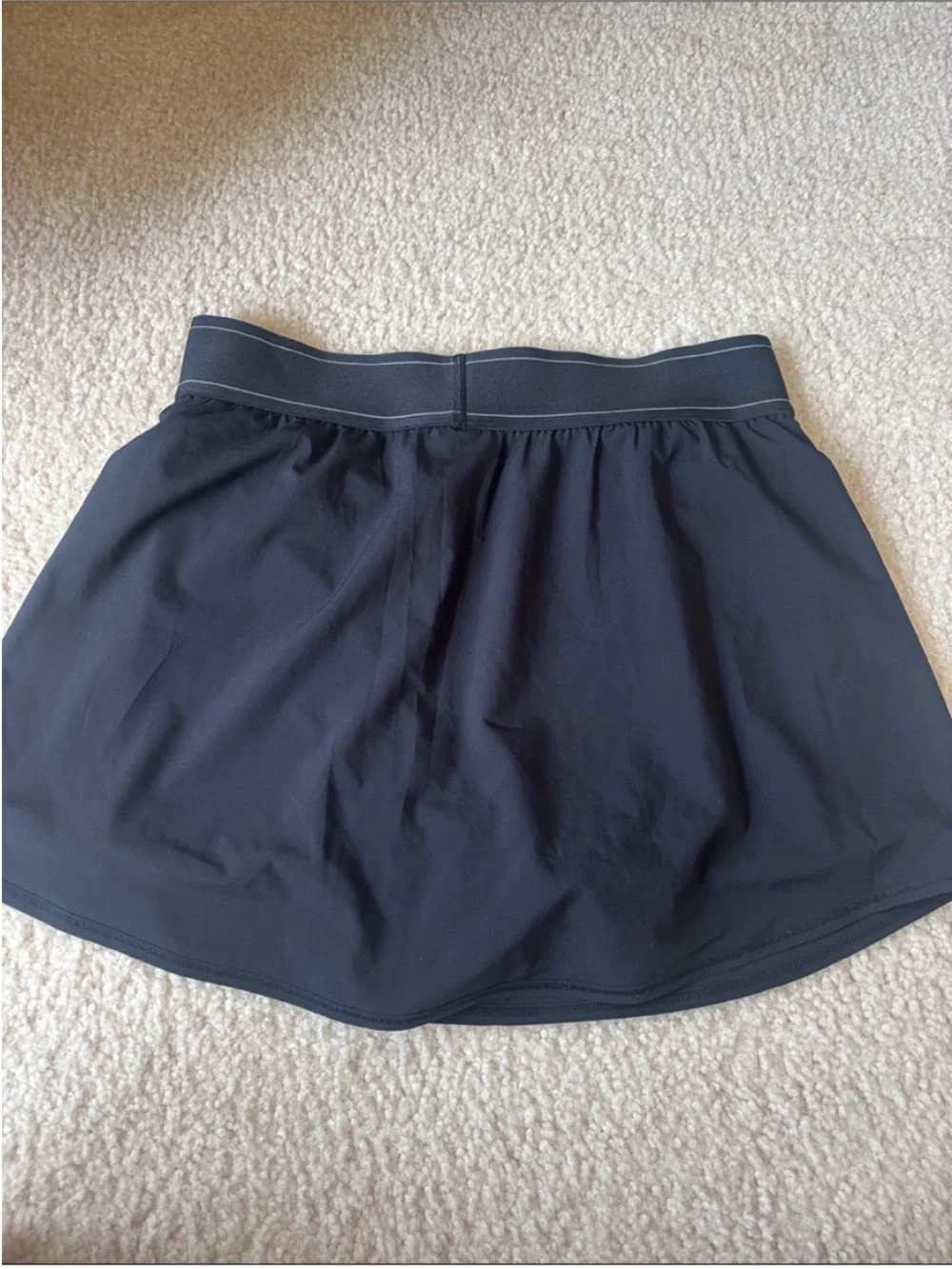 ALO Yoga Women’s Black Athletic Skort with Branded Waistband